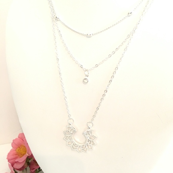 'Ambrosia' Multilayer Necklace - Picture 4 of 4